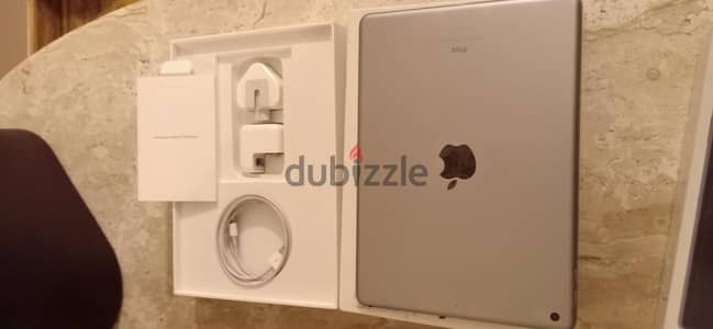 Ipad 6th generation (2018) Excellent condition like new