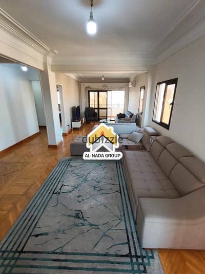Apartment for sale in Heliopolis, Ismailia Square near the Heart of Jesus Church, 240 m, 4 rooms, 2 bathrooms, reception, 3 pieces, ninth floor not last, elevator, buildings from the 1990s