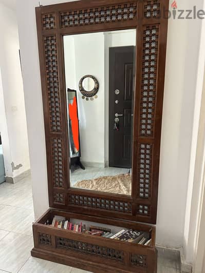 مرايا حائط + وحدة أرضية أرابيسك خشب زان أصلي مرايا حائط + وحدة أرضية أرابيسك خشب زان أصلي