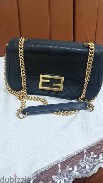 Fendi Baguette Black |
