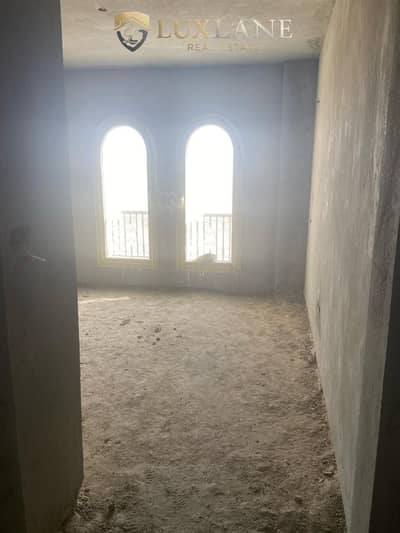 Penthouse 220 sq m for sale in Lavenir Compound