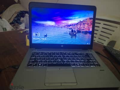 لابتوب HP بحالة جيدة للبيع