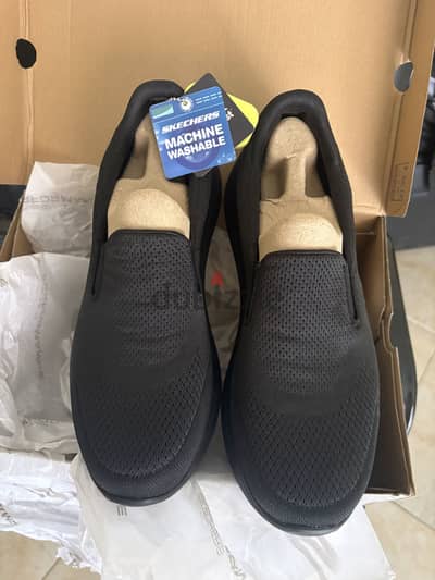 Skechers Gowalk hyper burst حذاء سكتشيرز طبى