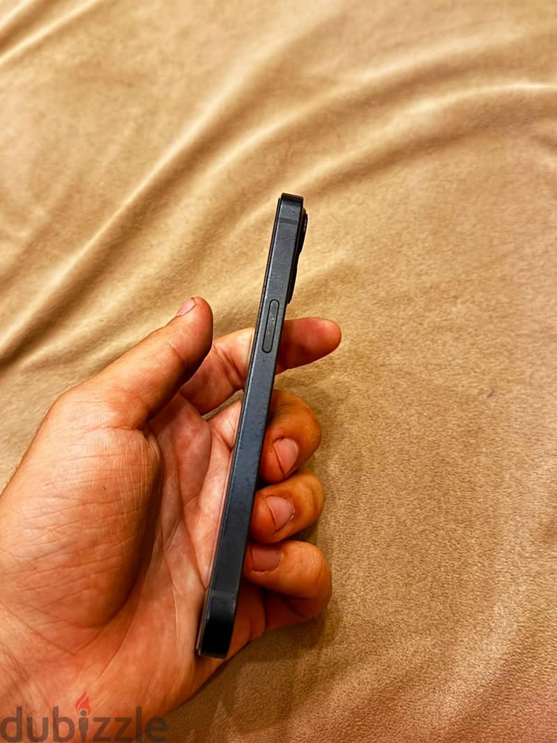 Apple - iPhone 13 1