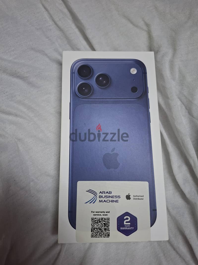 Apple - iPhone 17 Pro Max 3