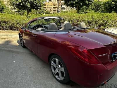 Peugeot 308 cc 2011