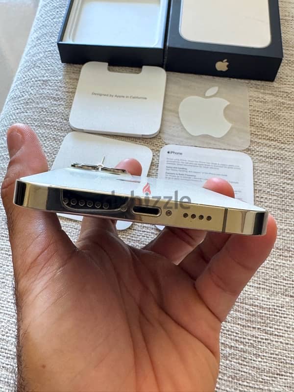 iphone 13 pro max 4