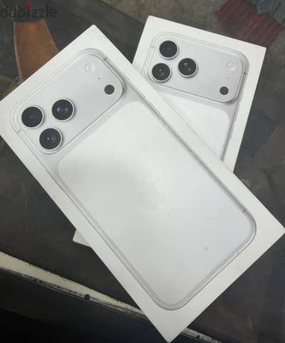 Apple - iPhone 17 Pro Max