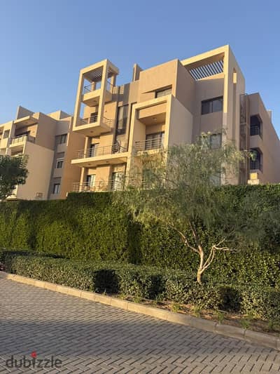 Fully Finished Apartment in a very prime location in Fifth Square Al Marasem Fully Finished Apartment in a very prime location in Fifth Square Al Marasem