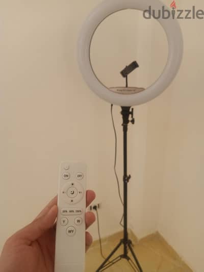  Ring Light 18 بوصة مع حامل + ريموت + حامل موبايل | حالة ممتازة