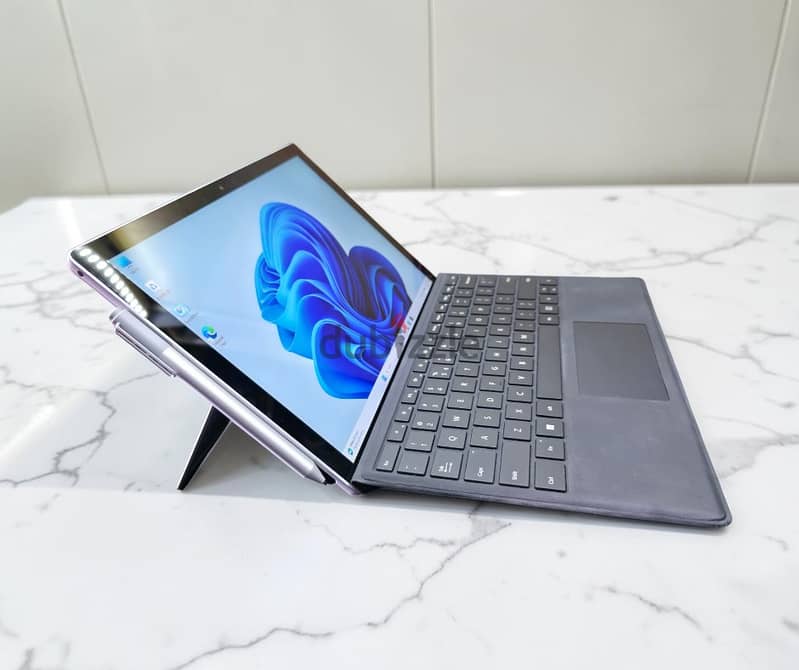 Microsoft surface pro 7 plus Core i5 with original pen 6