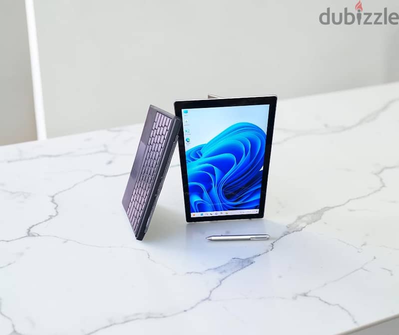 Microsoft surface pro 7 plus Core i5 with original pen 7