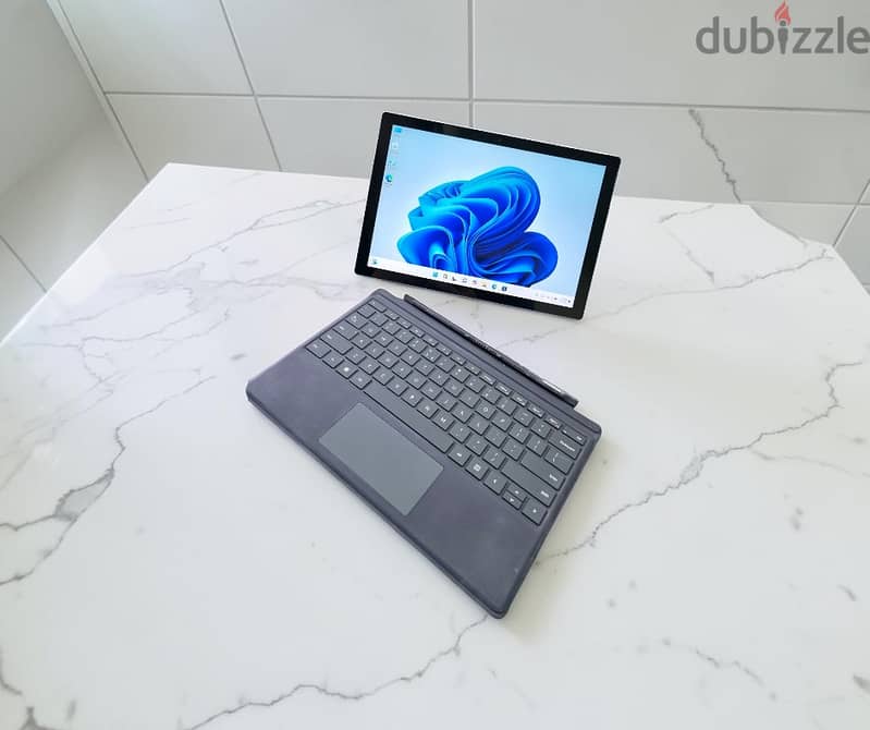Microsoft surface pro 7 plus Core i5 with original pen 11
