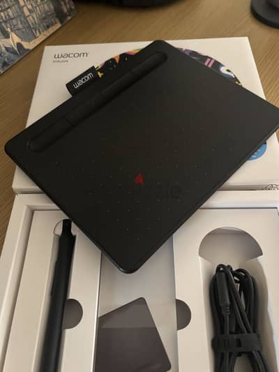 Wacom Intuos S Graphic Tablet - واكوم جرافيك تابلت