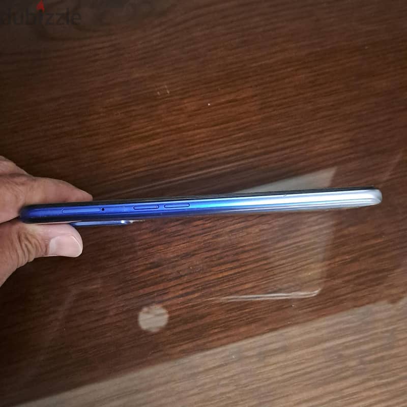 OPPO A54 4