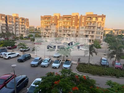 للايجار في ارقي مراحل مدينتي قانون جديد شقه 140 م في b12 اول سكن بحري صريح فيو جاردن وبارك قريبه جدا بيت الجمله والخدمات خطوات من الكرافت زون والايست