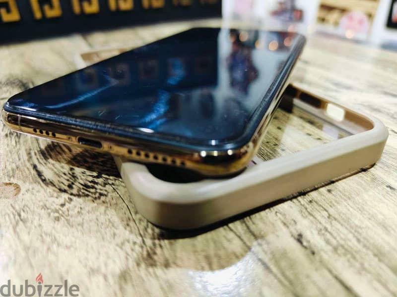 Apple - iPhone 11 Pro Max 5