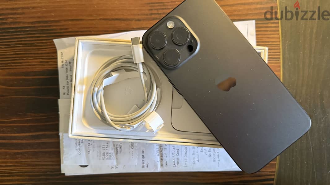 Apple - iPhone 15 Pro Max 4
