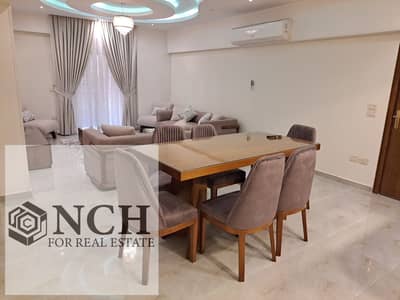 **للإيجار | شقة مفروشة بالكامل في Hayati Residence**  استمتع بأسلوب حياة هادئ ومريح داخل **Hayati Residence**، أحد المجتمعات السكنية المميزة