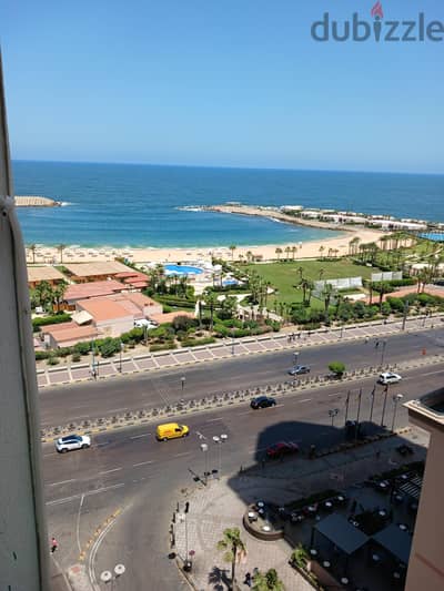 ايجار مفروش امام شاطئ الفورسيزون