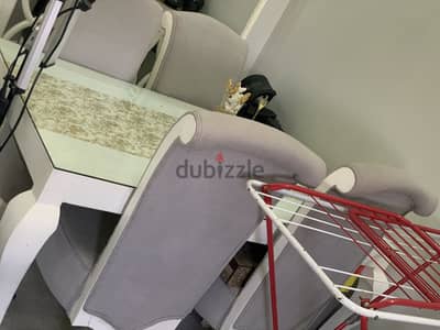 سفره ٤ كراسي و انتريه