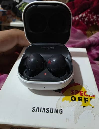 Samsung Galaxy Buds2 Original - Excellent Condition