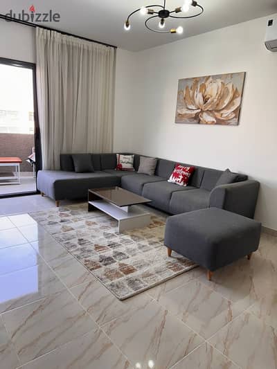 Furnished apartment in Madinaty B15 Area: 150 sq m 3 bedrooms/3 bathrooms Modern furniture, fully air-conditioned Elevator available One-year contract