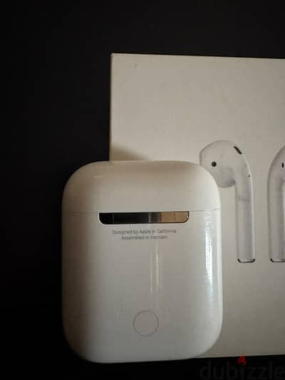 Apple AirPods 2 Original (MV7N2ZE/A) بالكابل الأصلي والعلبة الأصلية.