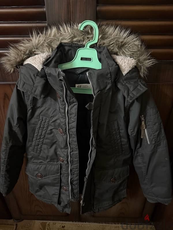 2 جاكيت H&m من دبى 5