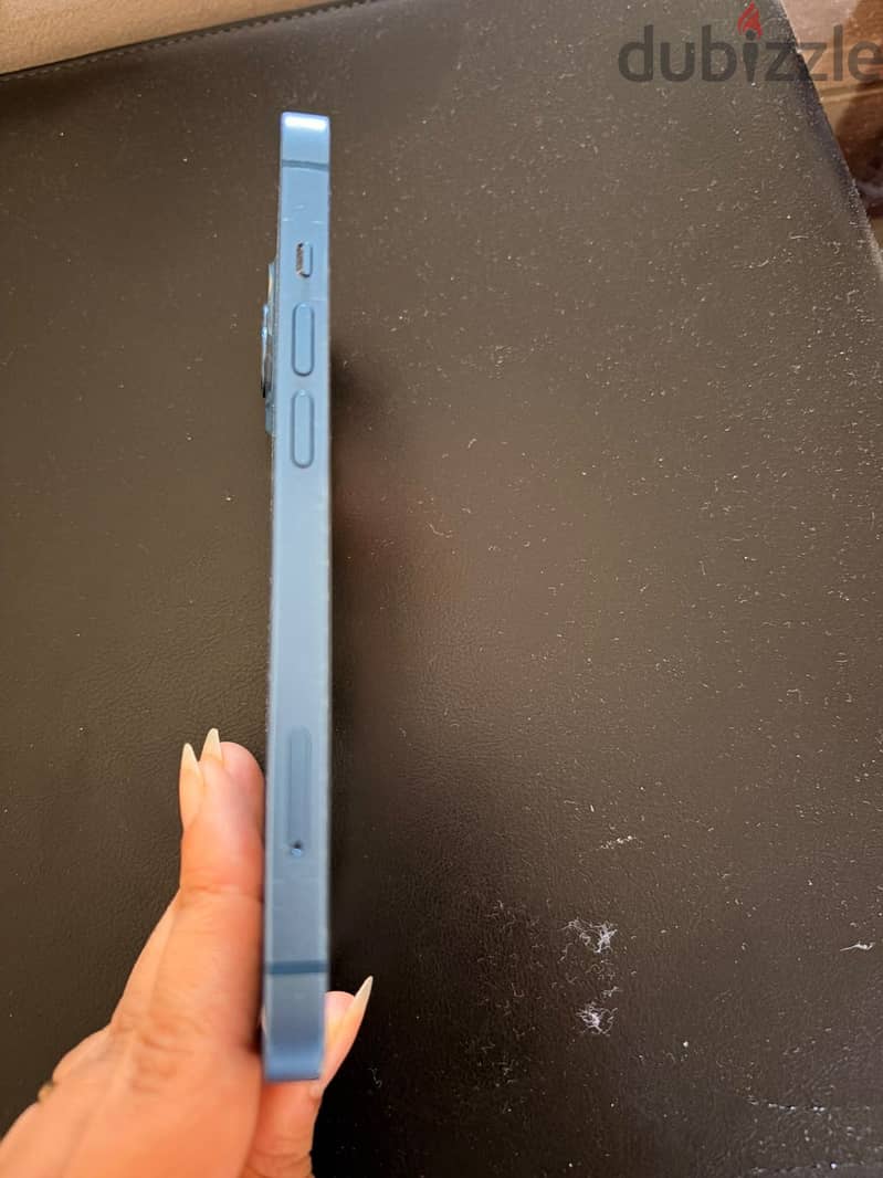 Apple - iPhone 13 5