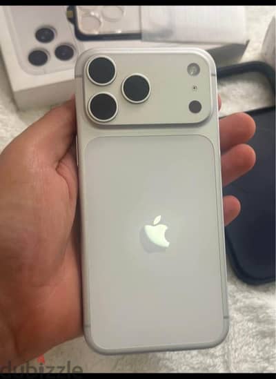 Apple - iPhone 17 Pro Max