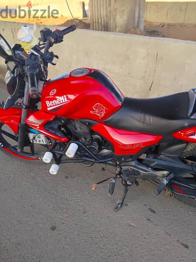 بنيلي 200vlr