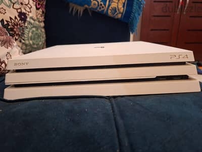 ps4 pro للبيع