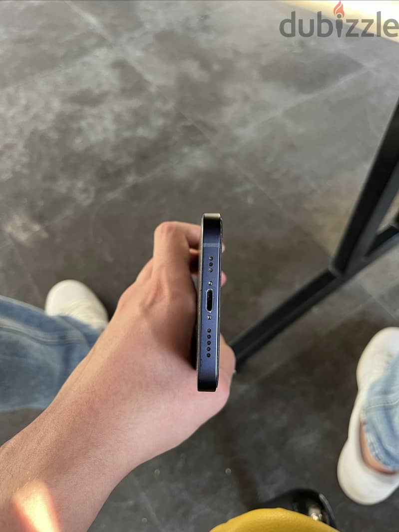 iPhone 12 256 4