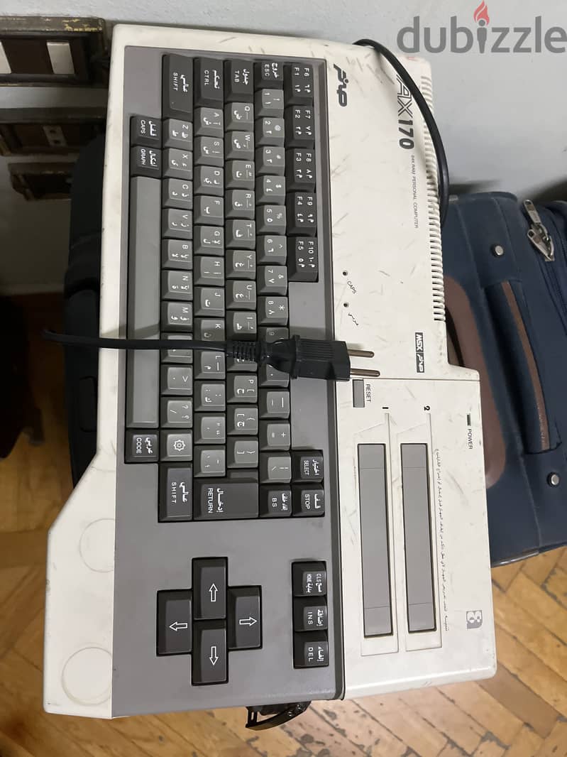 Vintage keyboard 3