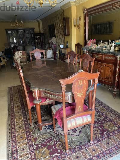 Dining table سفرة