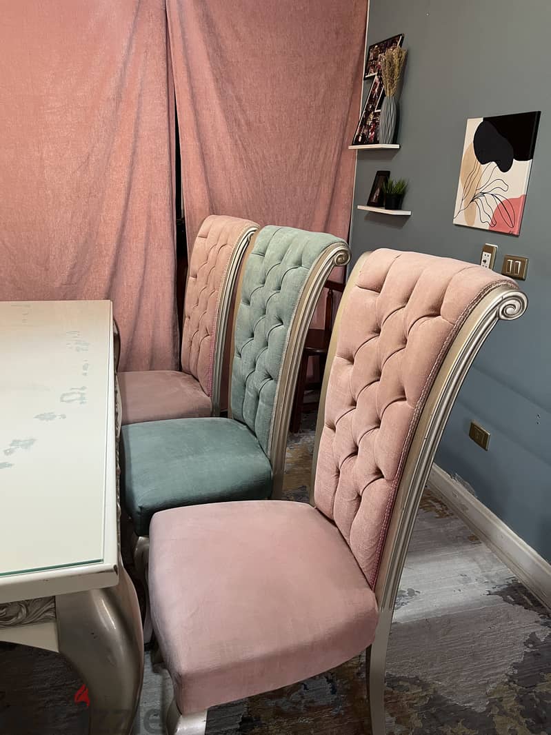 Dining table 5