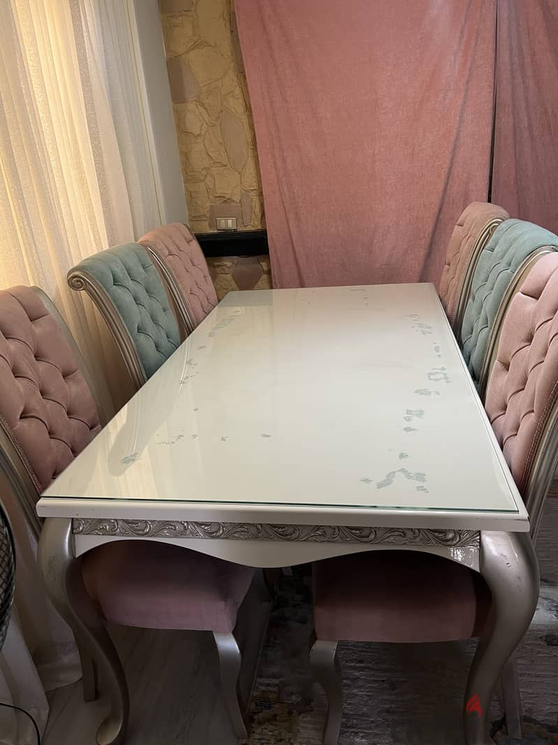 Dining table 6
