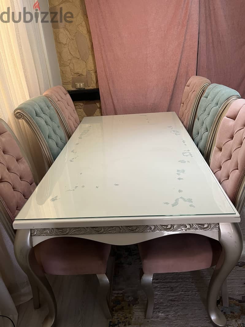 Dining table 8