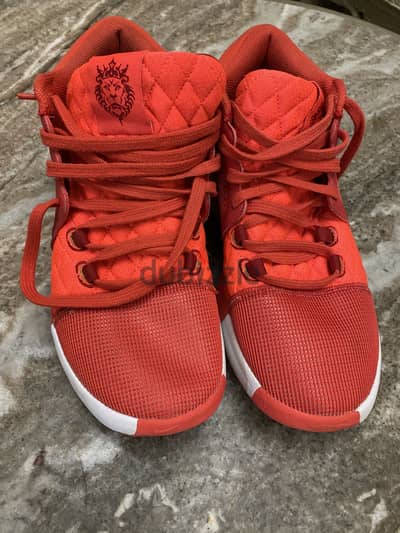 جزمة نايكي اوريجنال غير مستعملة Nike LeBron Witness 8 Original