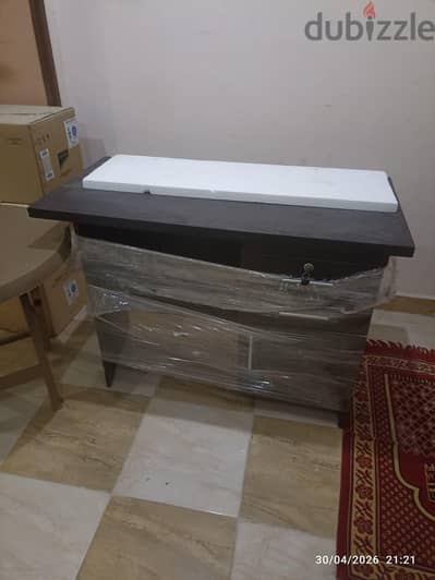 مكتب خشب للبيع