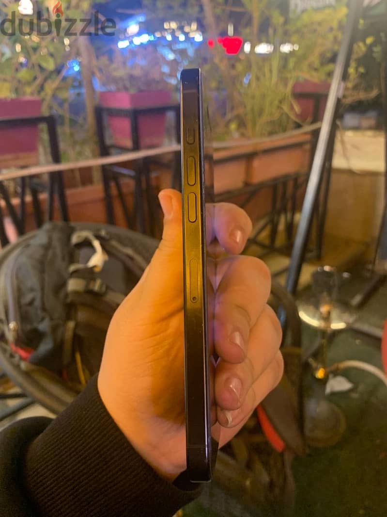 Apple - iPhone 16 Pro Max 1