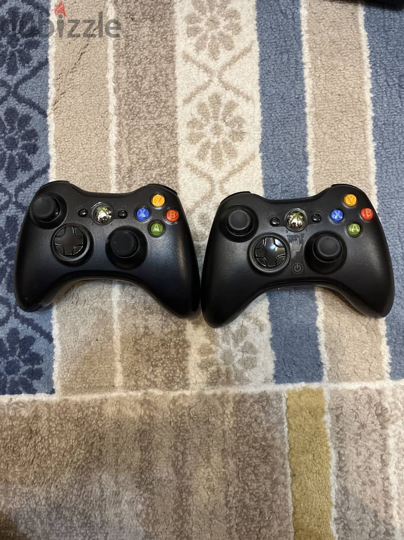 XBOX 360s 1
