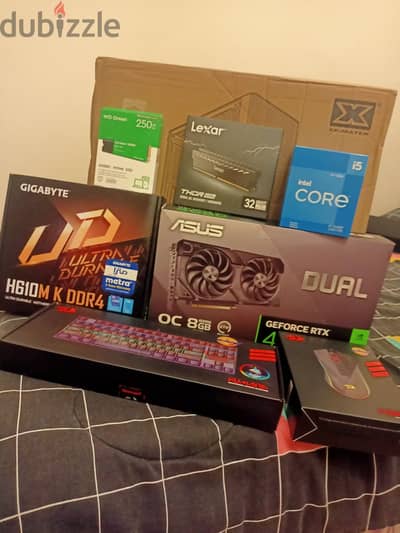 Gaming Pc (استعمال خفيف مع العلب والضمانات)