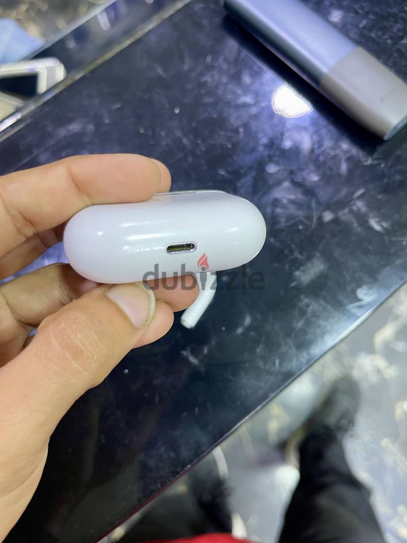 Airpods pro 4