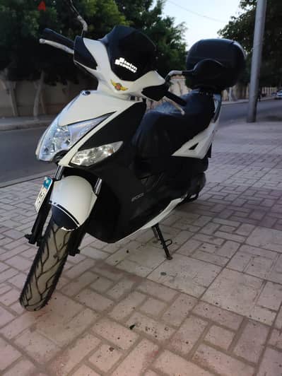 كيمكو اچلتي 200