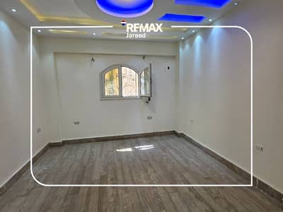 Ground Floor Apartment with Private Garden for Sale in Lavida El Bostan Compound - Sheikh Zayed
