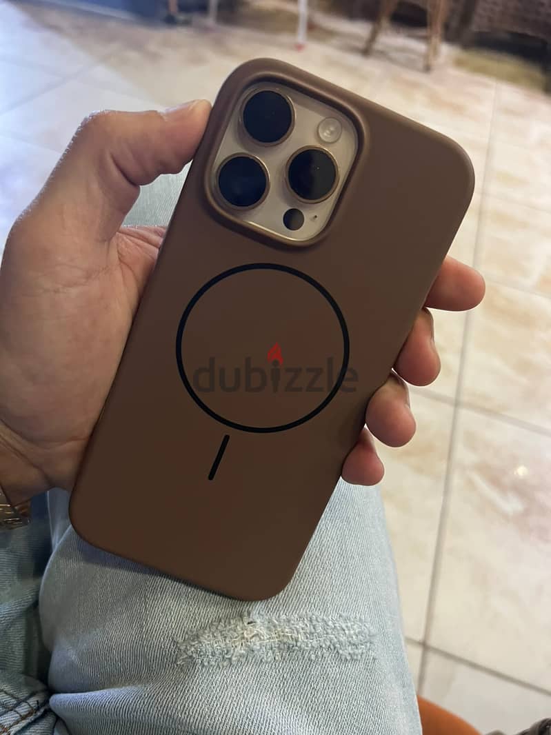 iPhone 16Bro max 3