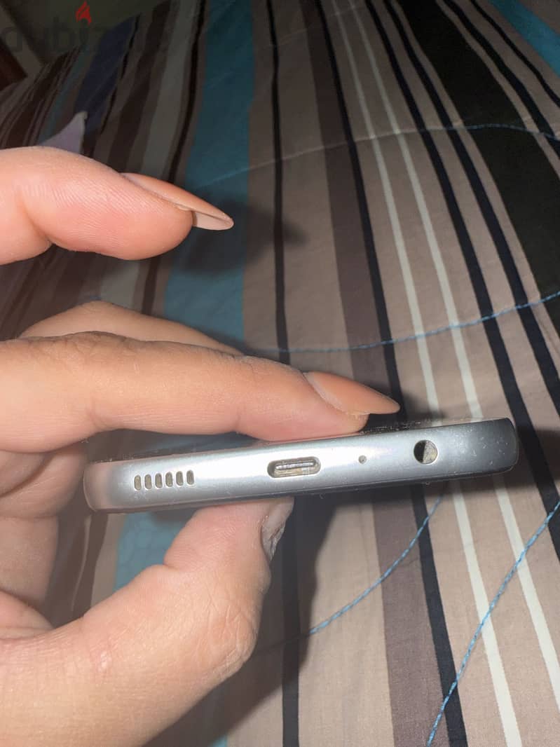 Samsung A24 1