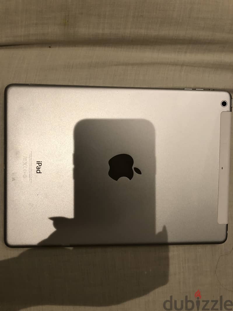 Ipad Air (Wifi/Simcard) 3